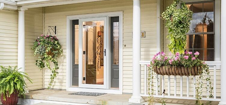 screen door installation in Susanville
